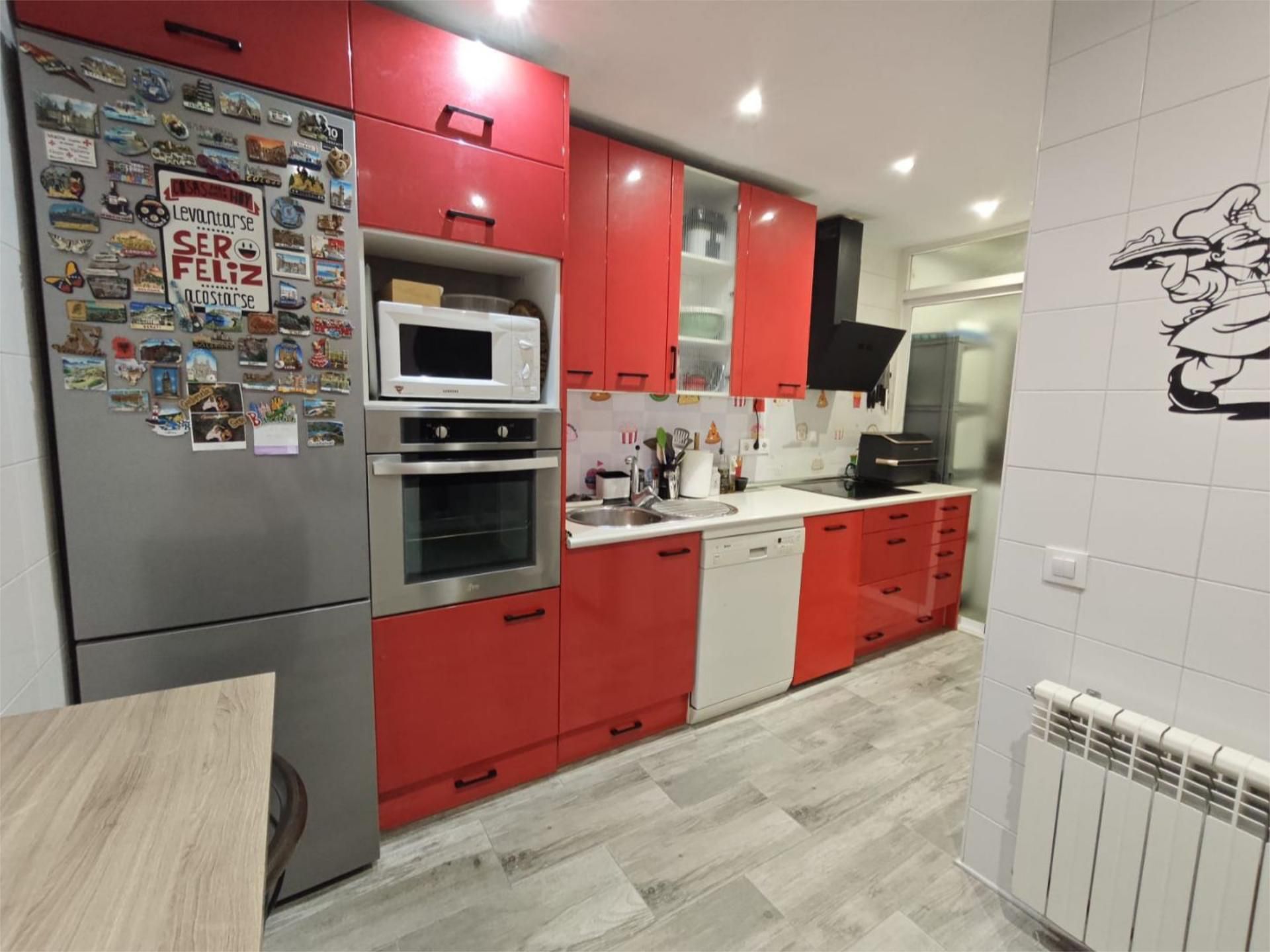 Cuina de Pis en venda en Collado Mediano amb Calefacció, Terrassa i Traster