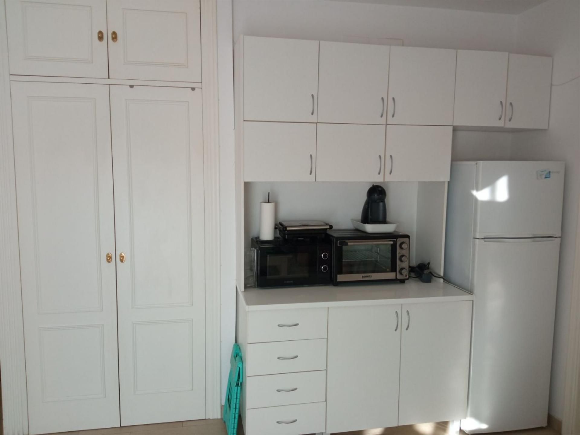 Cocina de Piso de alquiler en  Sevilla Capital con Aire acondicionado y Balcón