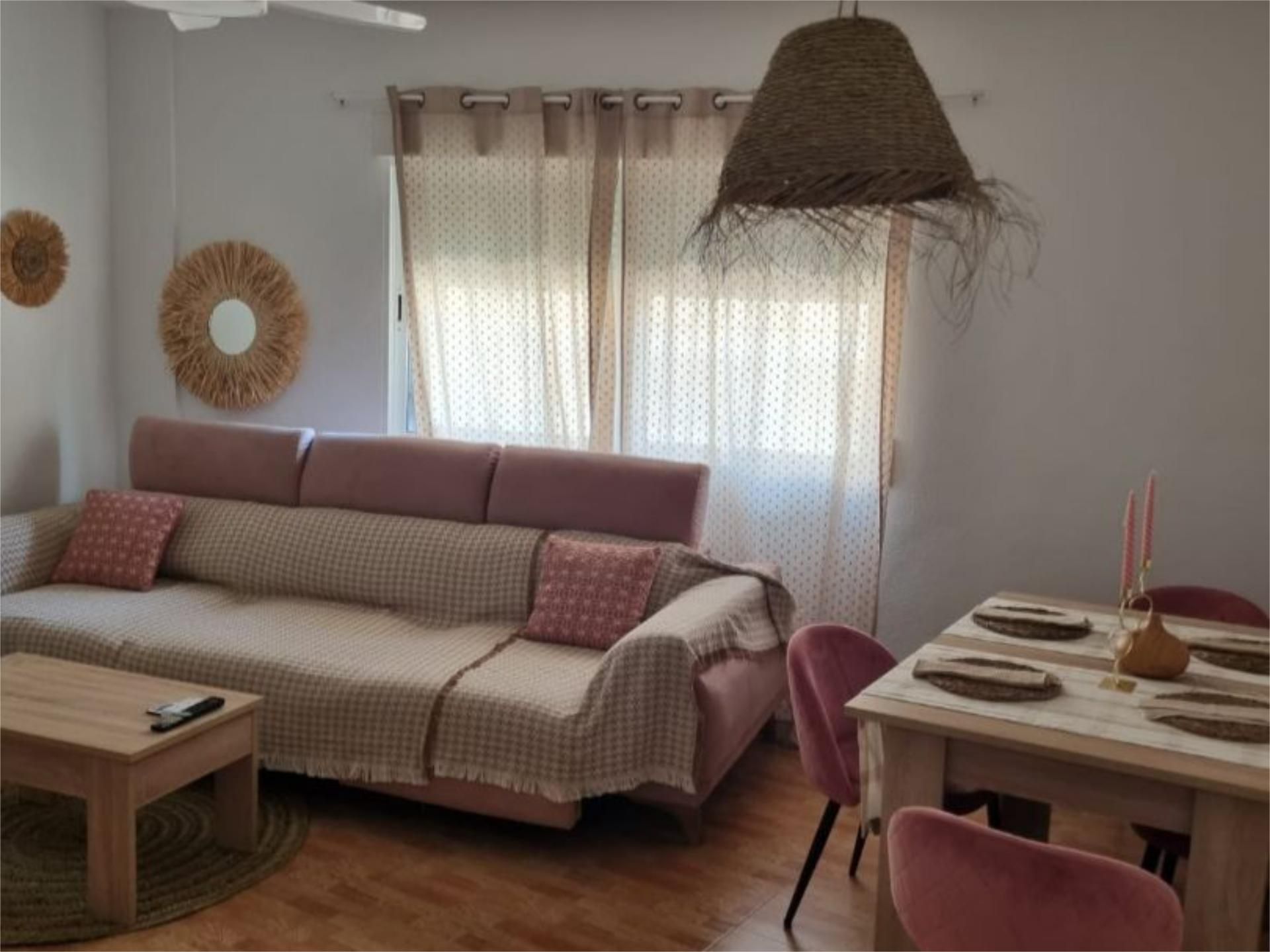 Sala d'estar de Pis de lloguer en Los Alcázares amb Aire condicionat, Calefacció i Terrassa