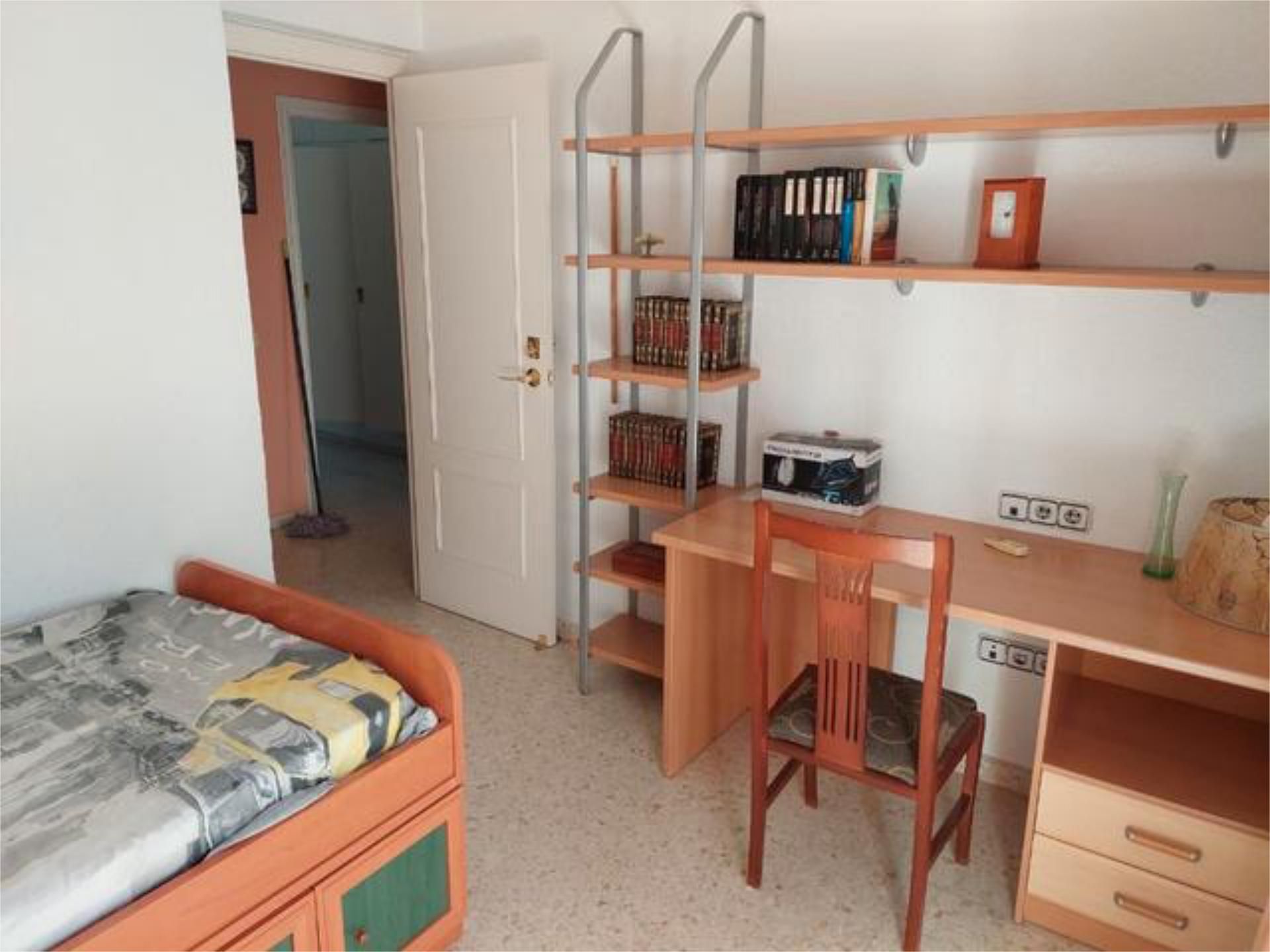 House or chalet to share in Santa Eufemia House or chalet to share in Santa Eufemia