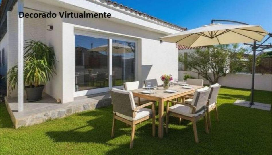 House or chalet for sale in Carrer Urbanització Azul, 8, Alcanar, Tarragona - image 1 Photo 1 of House or chalet for sale in Carrer Urbanització Azul, 8, Alcanar, Tarragona