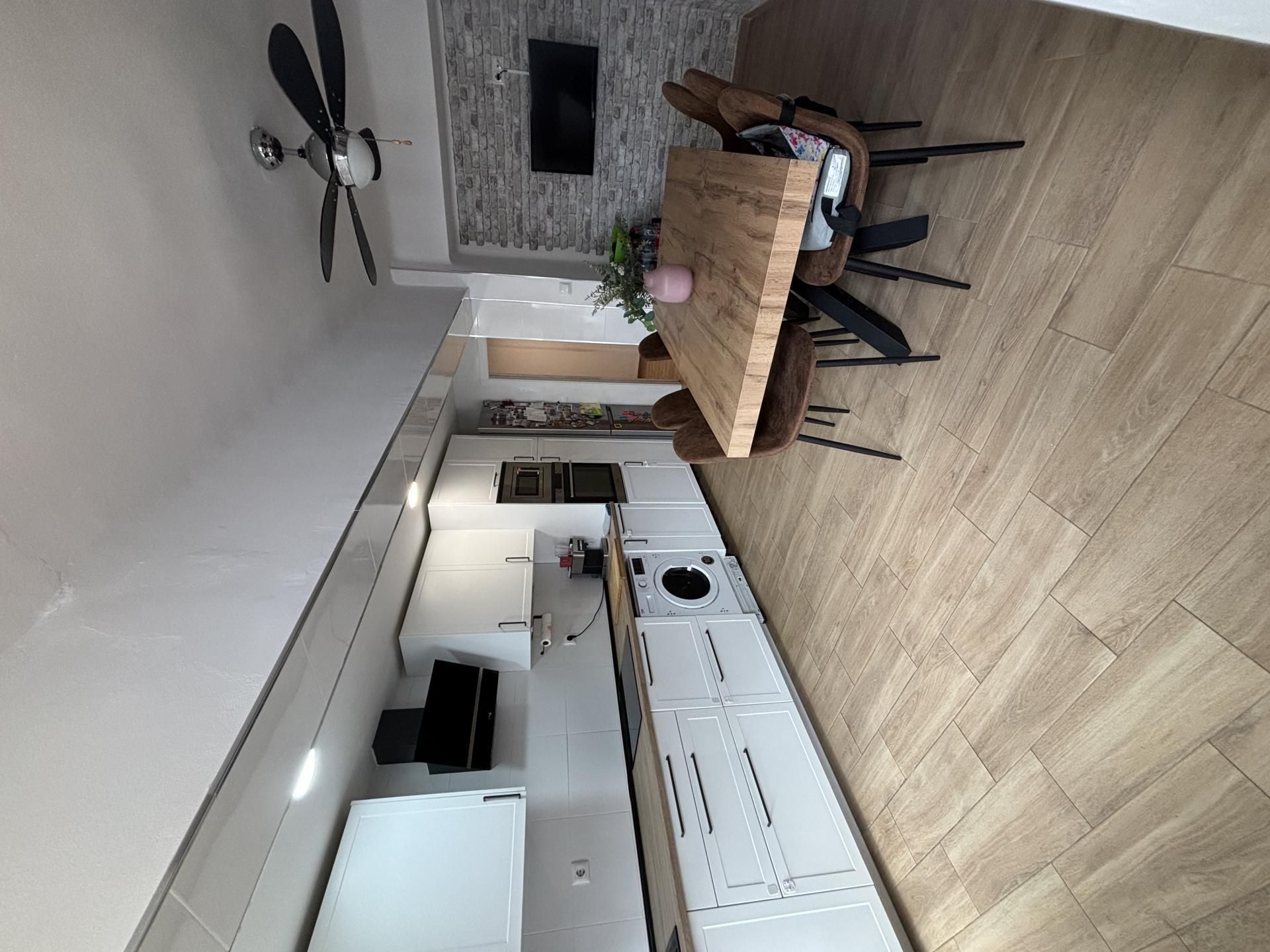 Pis en venda a Carrer de Salvador Rubio, 5, Ciutat Fallera Cuina de Pis en venda en Valencia Capital amb Aire condicionat i Terrassa