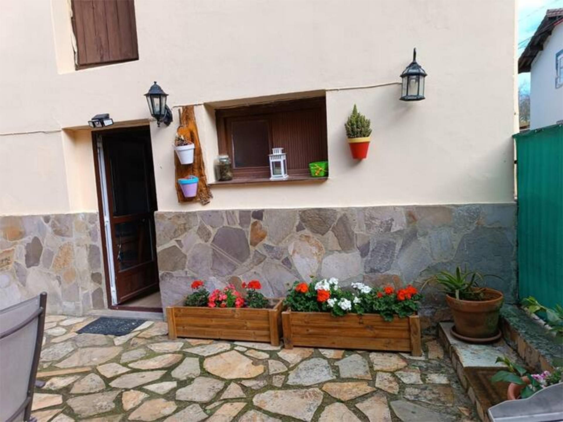 Casa adosada de lloguer a Calle del Río, 145, Caravia Jardí de Casa adosada de lloguer en Caravia