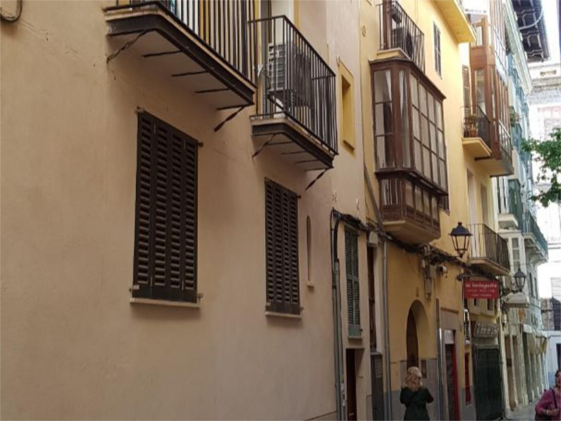 Exterior view of Flat for sale in  Palma de Mallorca  with Air Conditioner and Balcony