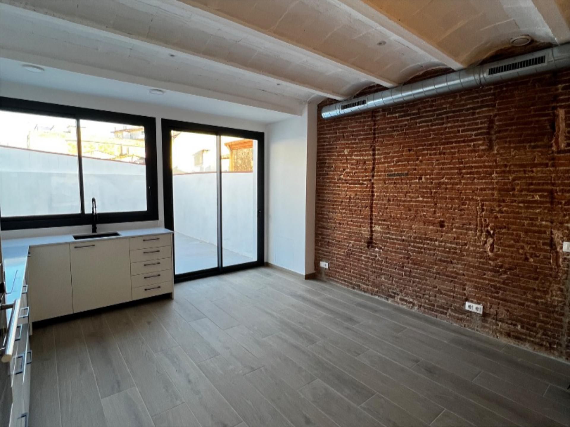 Single-family semi-detached to rent in Canet de Mar  with Air Conditioner, Heating and Terrace