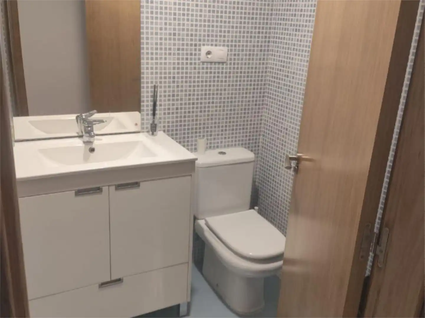 Piso en venta en Avenida de Los Porqueros, 10, Ribadesella Baño de Piso en venta en Ribadesella con Terraza