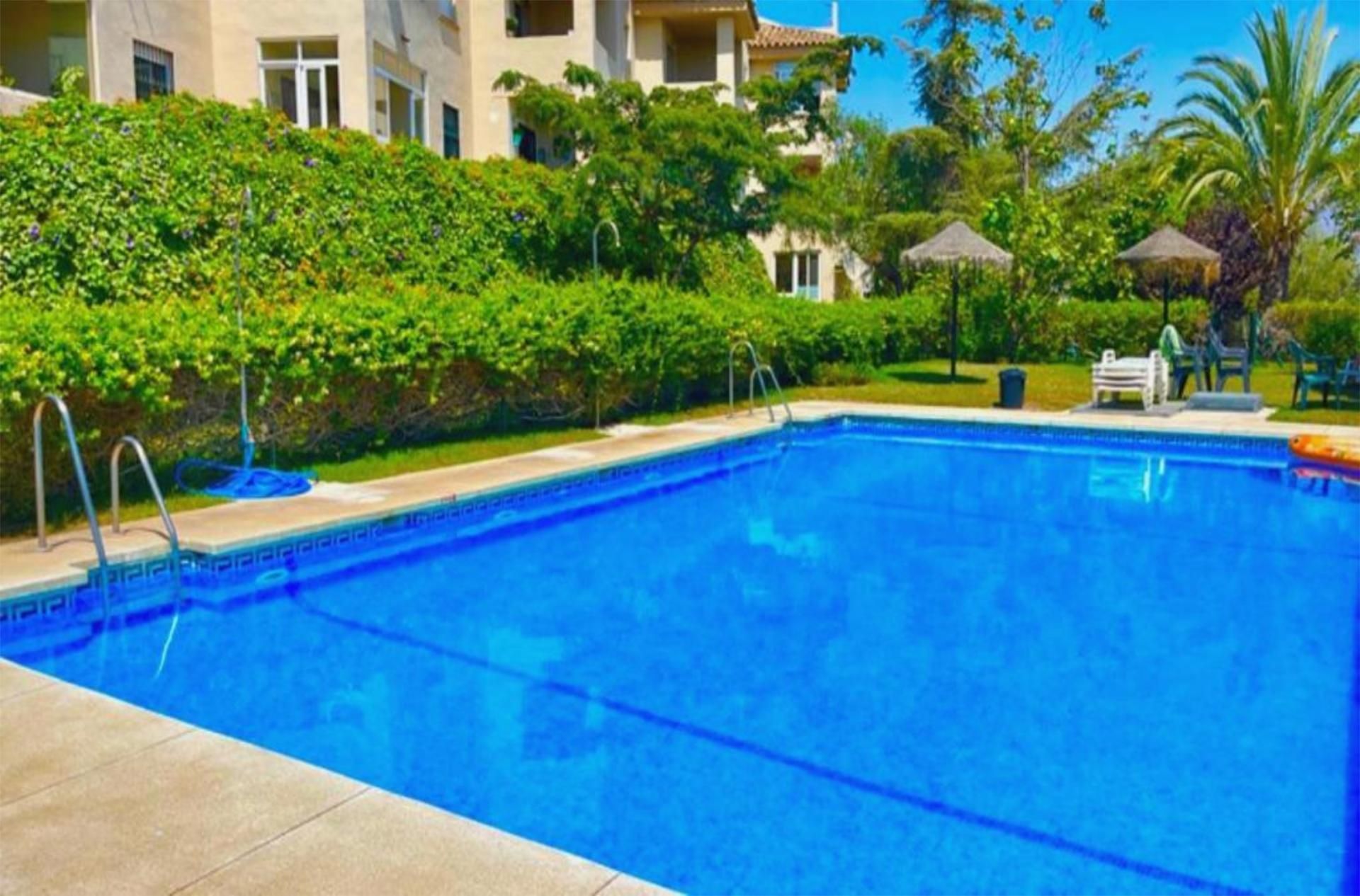 Apartment for sale in Calle Buitre, 132, Hipódromo - Cerrado del Águila Swimming pool of Apartment for sale in Mijas with Terrace