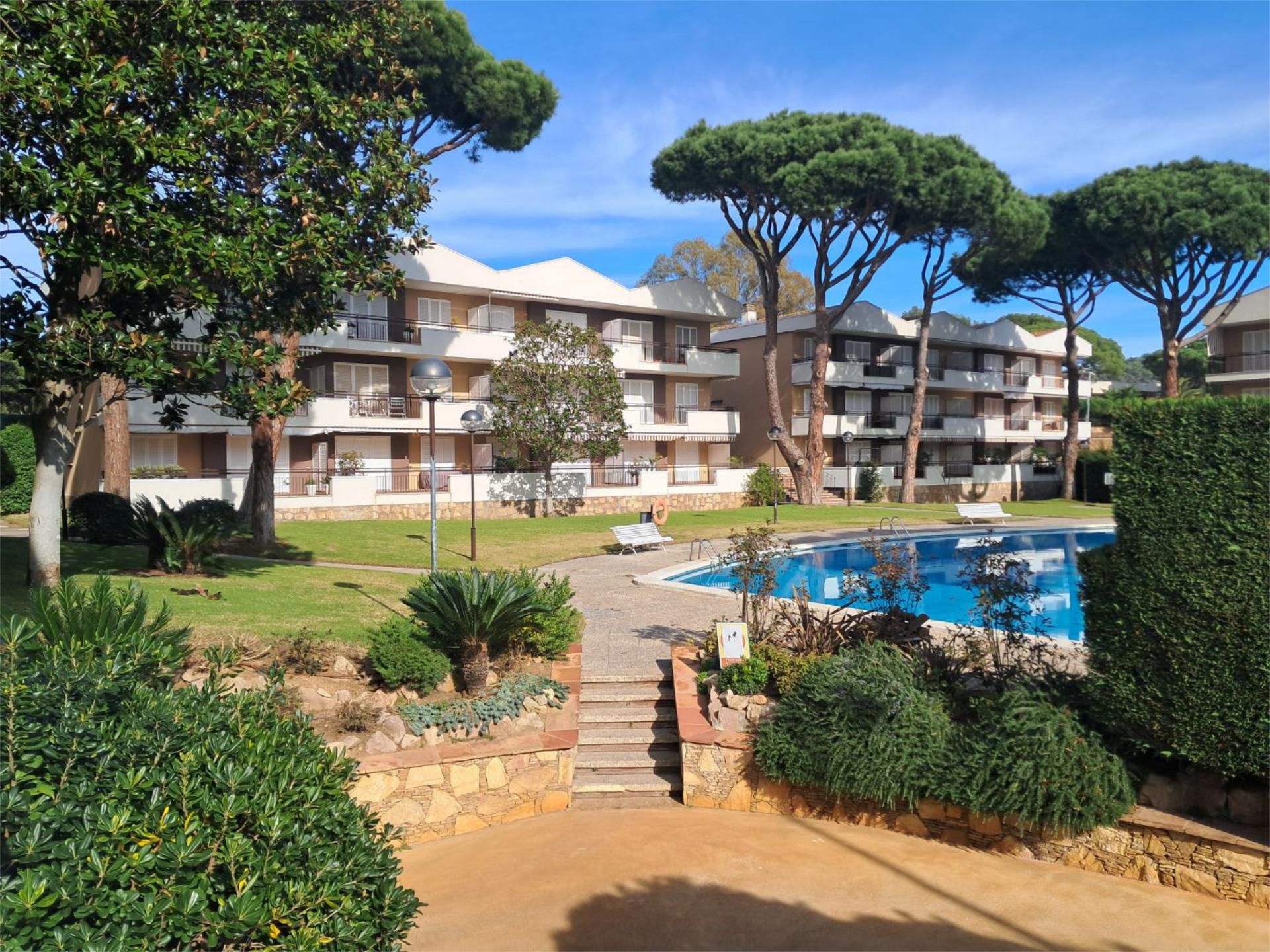 Exterior view of Flat to rent in Palafrugell