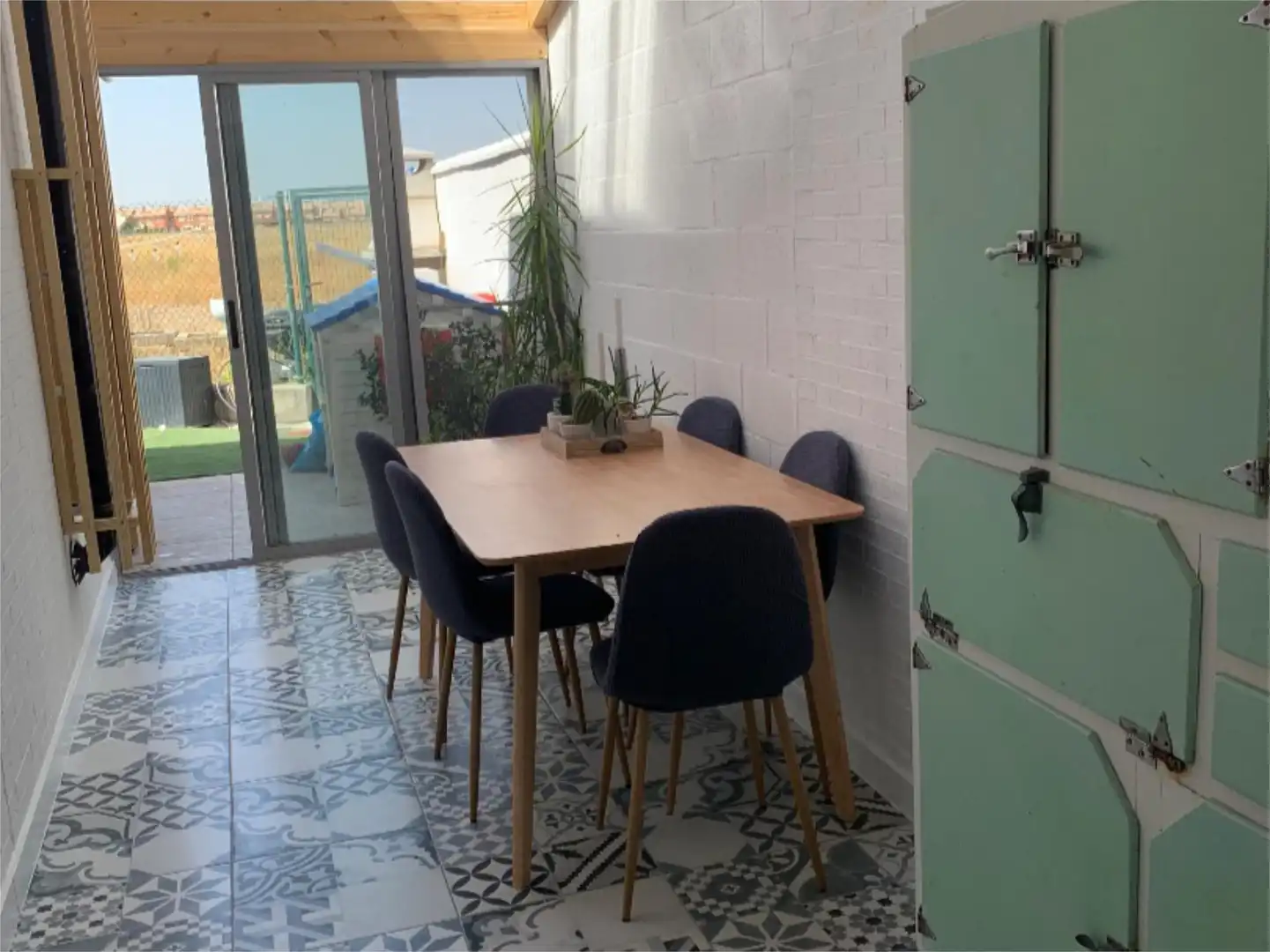 Piso en venta en Calle Sabinares del Arlanza, 146, Aldeamayor de San Martín Comedor de Piso en venta en Aldeamayor de San Martín