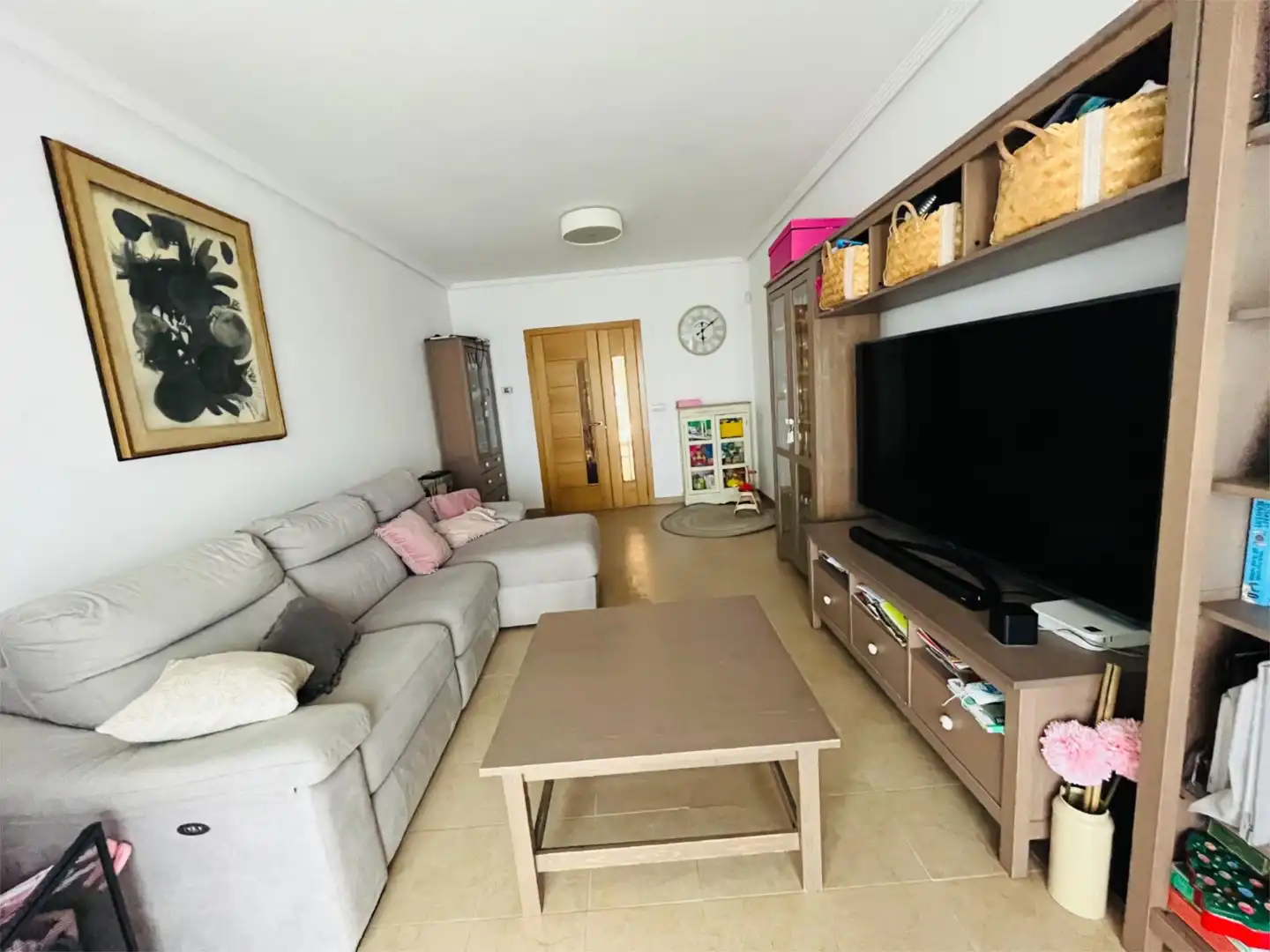 Piso en venta en Calle Sabinares del Arlanza, 146, Aldeamayor de San Martín Sala de estar de Piso en venta en Aldeamayor de San Martín