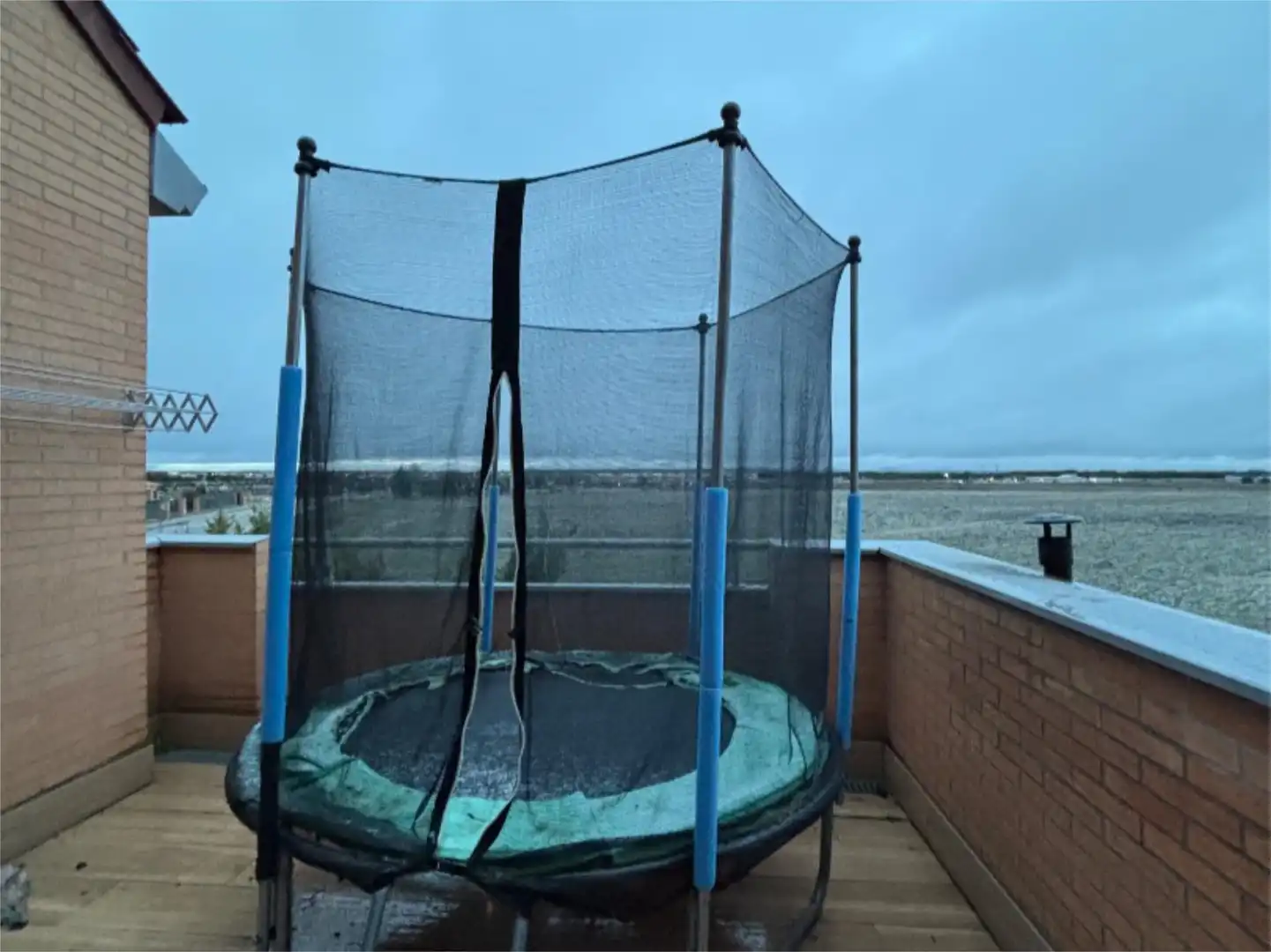 Piso en venta en Calle Sabinares del Arlanza, 146, Aldeamayor de San Martín Terraza de Piso en venta en Aldeamayor de San Martín