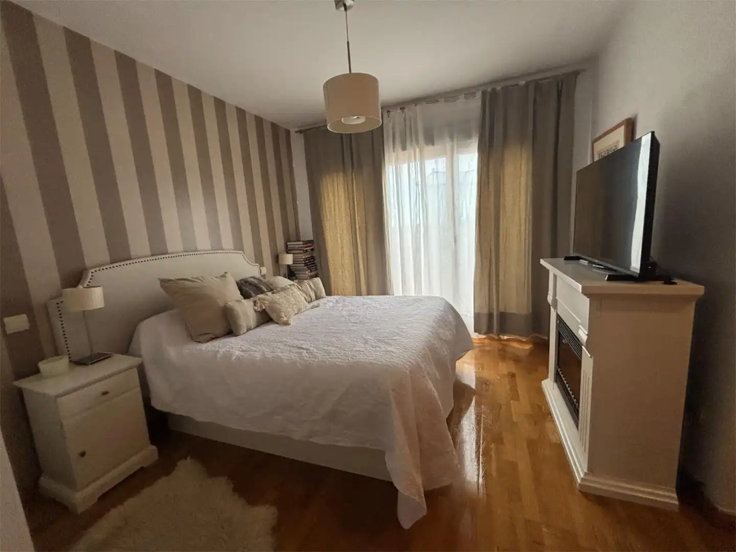 Piso en venta en Calle Sabinares del Arlanza, 146, Aldeamayor de San Martín Habitación de Piso en venta en Aldeamayor de San Martín