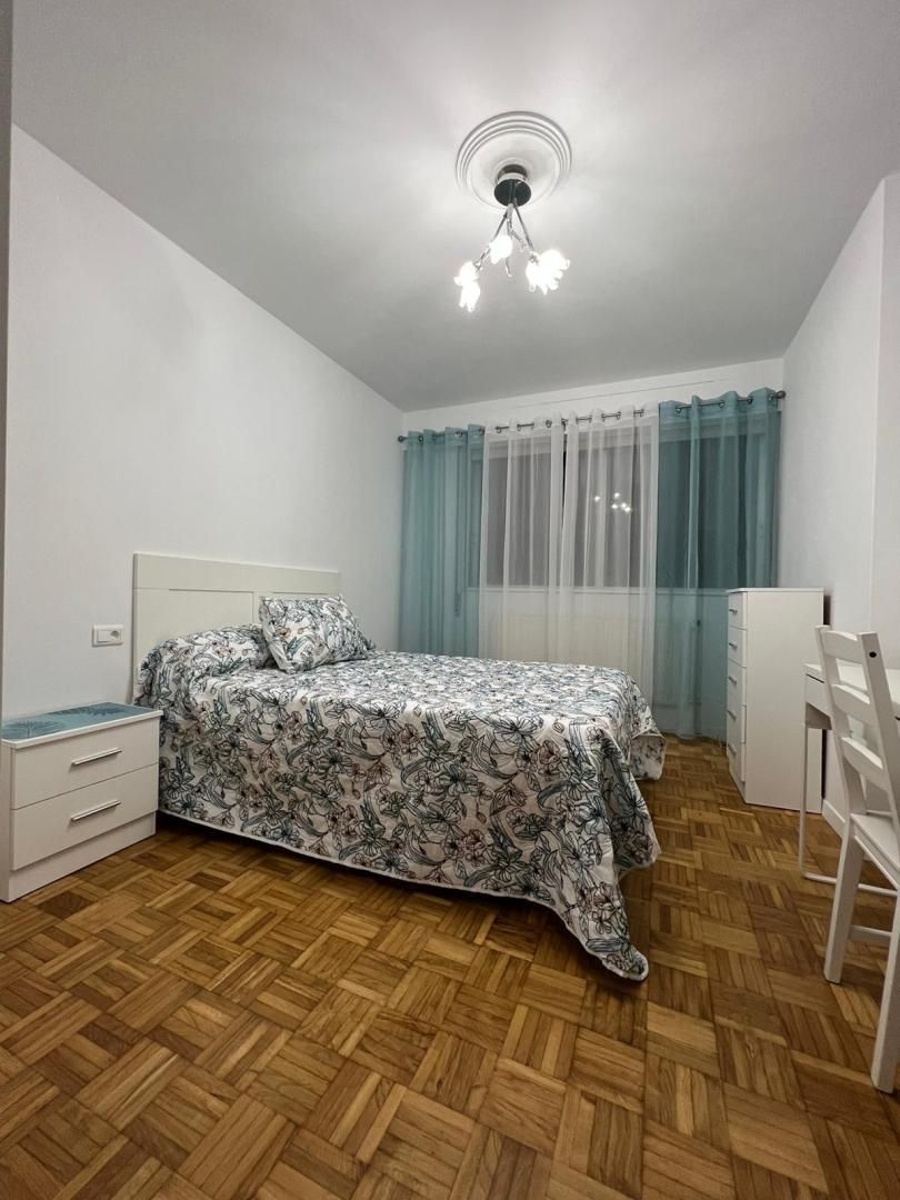 Flat to rent in Rúa Sánchez Calviño, 54, Zona Ultramar Bedroom of Flat to rent in Ferrol with Heating, Parquet flooring and Terrace