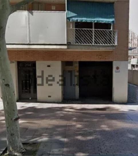 Foto 2 de Garatge de lloguer a Passeig de Fabra I Puig, 304, El Turó de la Peira,  Barcelona Capital