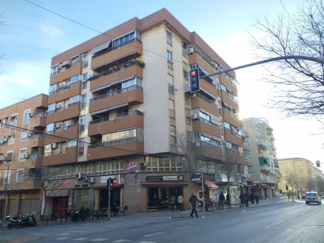 Piso en Venta en Carrer Olof Palme, 17 en Altozano - Conde Lumiares