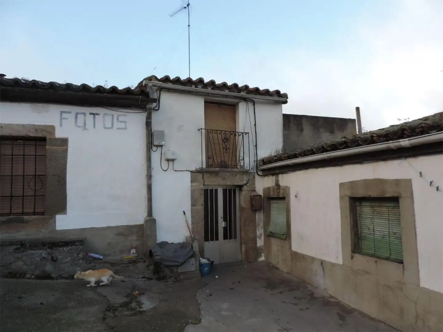 Casa adosada en venta en Calle San Pablo, 4, Ledesma Vista exterior de Casa adosada en venta en Ledesma con Terraza