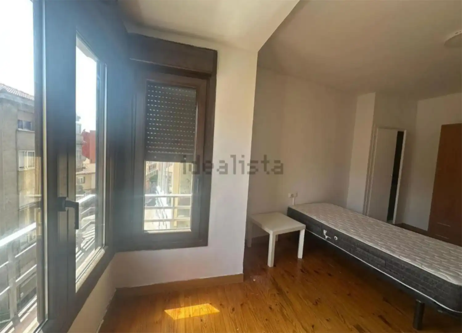 Flat for sale in Calle de Juan XXIII, 4, El Ejido - Santa Ana Bedroom of Flat for sale in León Capital with Terrace and Balcony