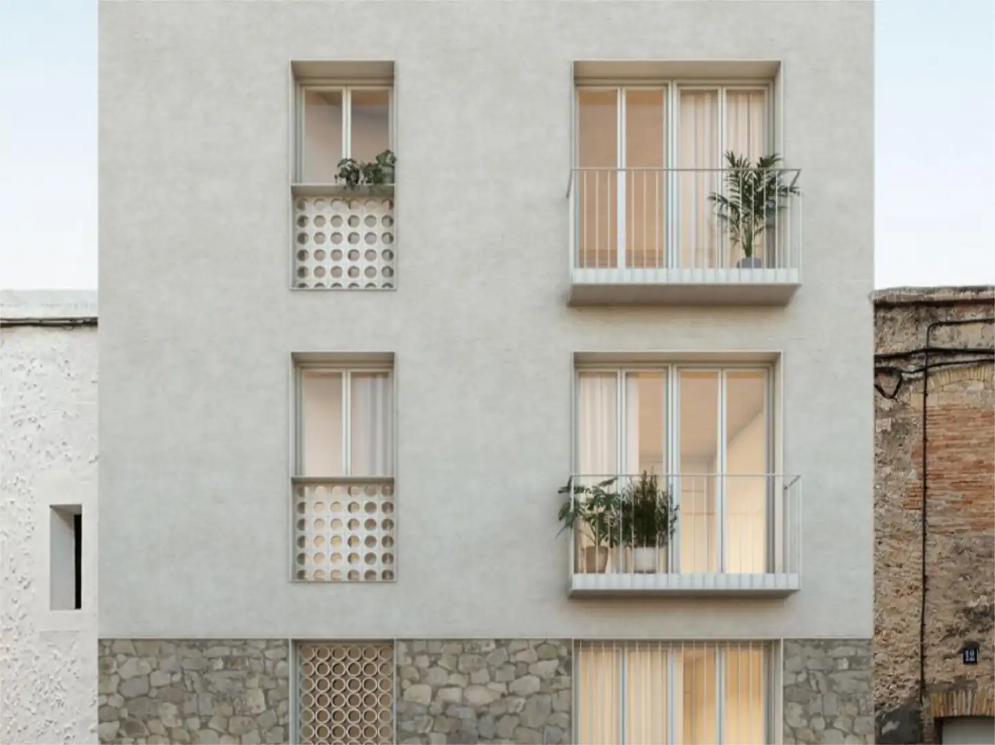Vista exterior de Piso en venta en L'Escala con Aire acondicionado, Terraza y Balcón