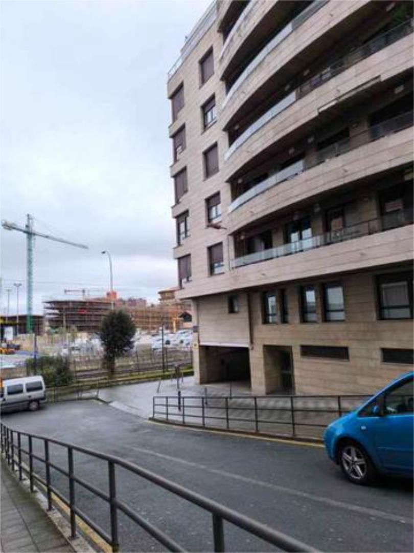 Exterior view of Garage to rent in Santurtzi 