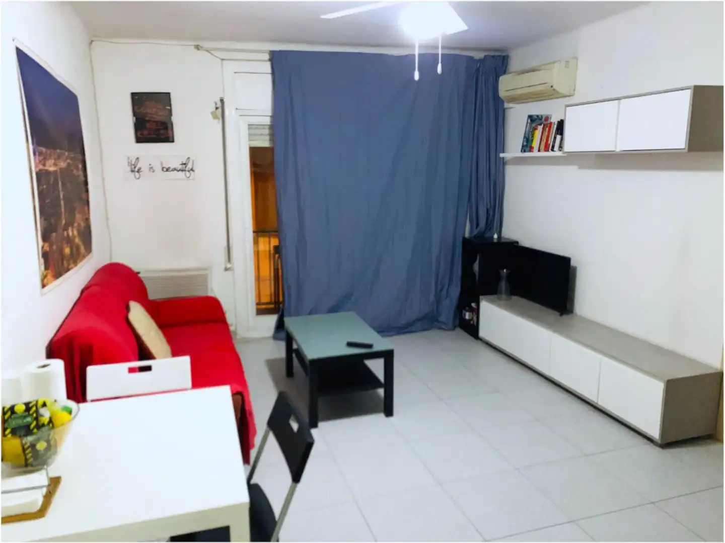 Room in Carrer Francesc Cambó, 9, Col.legis Nous Living room of Flat for share in Mollet del Vallès with Heating and Furnished