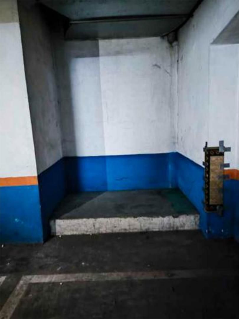 Garage to rent in Ermua