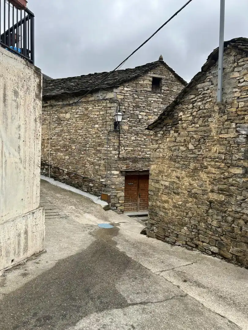 Land for sale in Calle la Fuente, Fanlo Exterior view of Land for sale in Fanlo