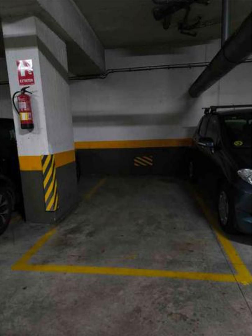 Parking of Garage to rent in Leganés