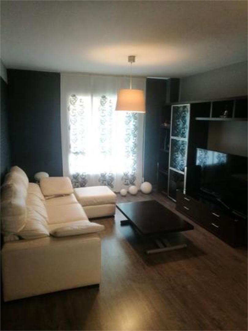 Sala de estar de Piso de alquiler en Benalmádena con Calefacción y Amueblado