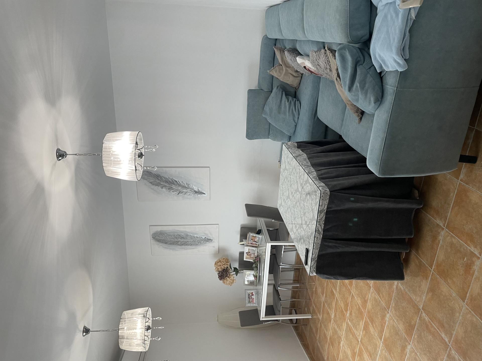 Sala d'estar de Casa adosada en venda en Villanueva de la Concepción amb Terrassa