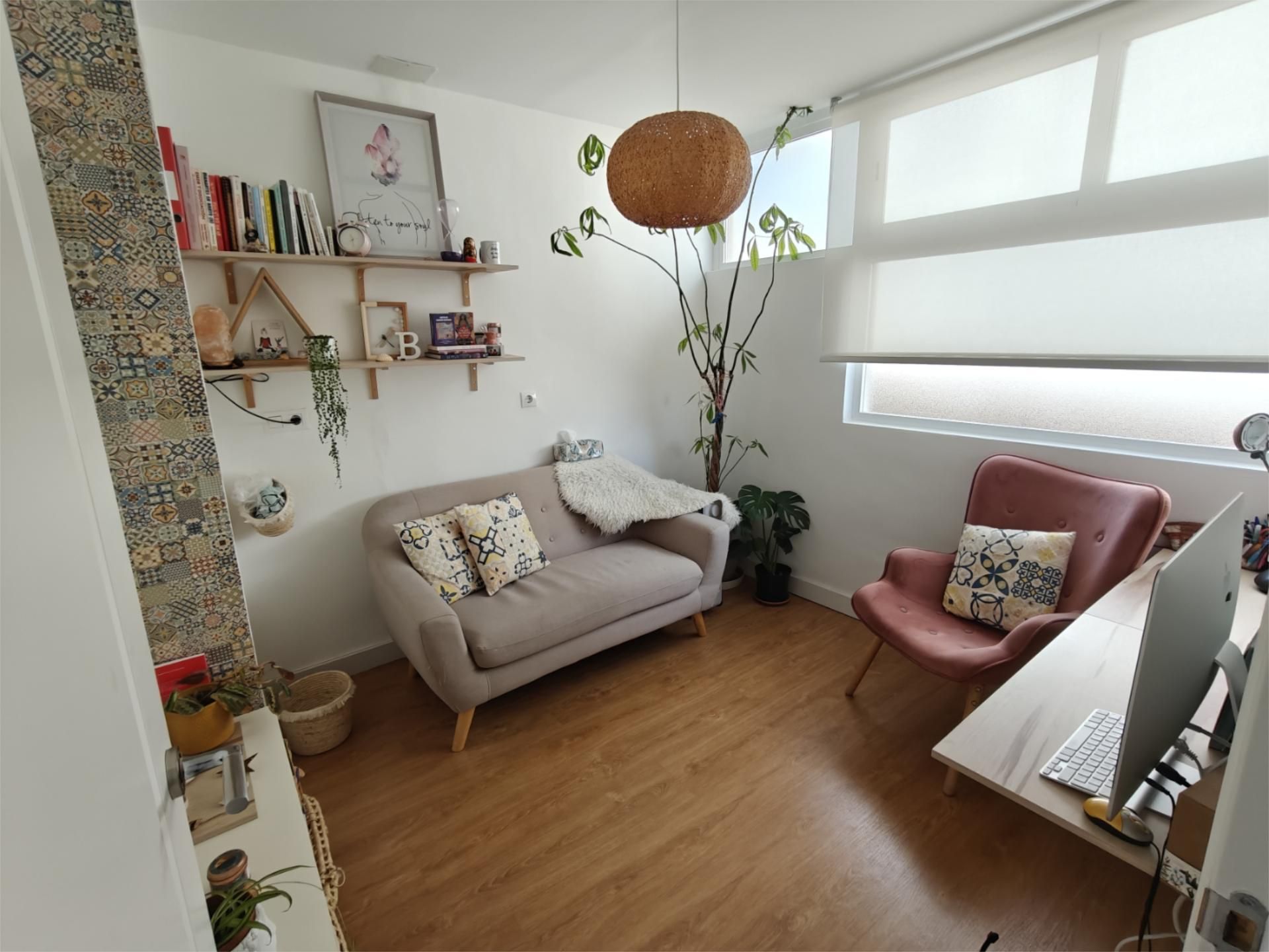 Sala d'estar de Casa adosada en venda en Monforte del Cid amb Aire condicionat i Piscina