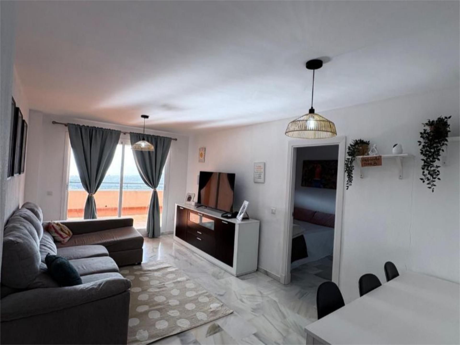 Living room of Flat for sale in Casares  with Terrace and Swimming Pool