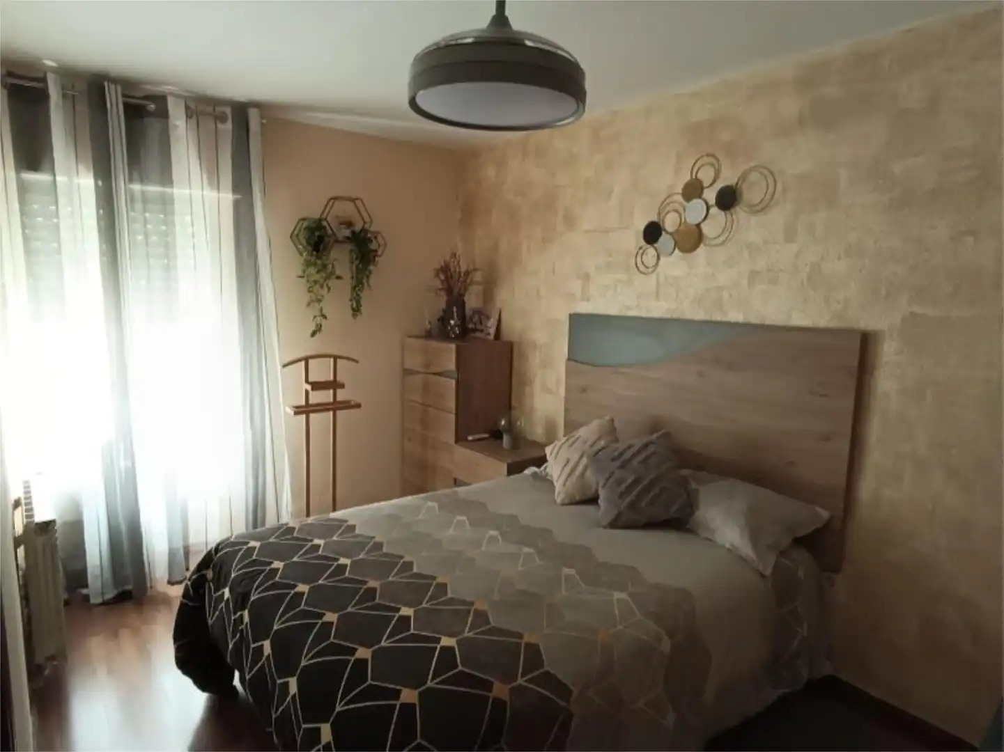 Bedroom of Flat for sale in  Madrid Capital  with Air Conditioner