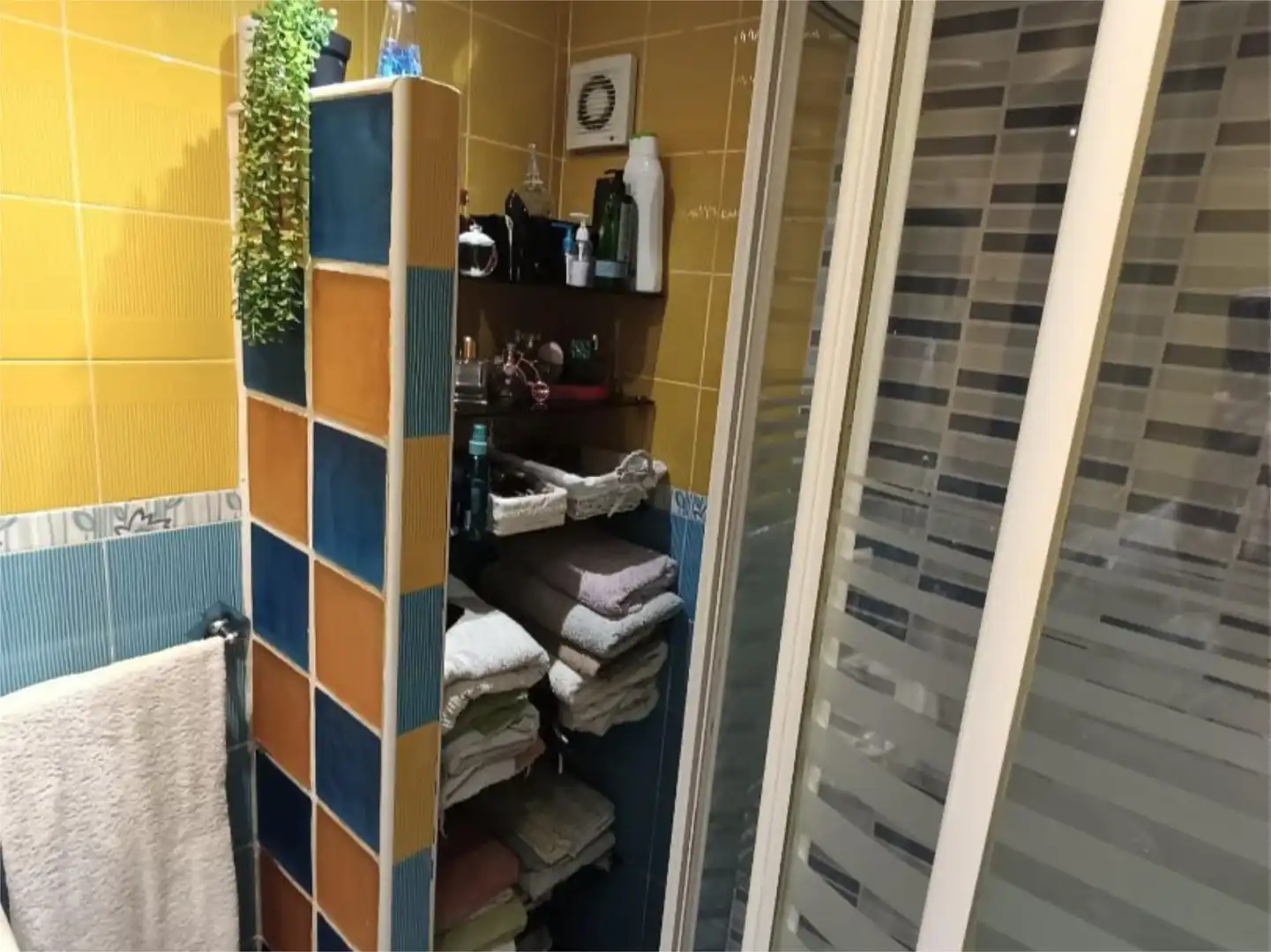 Bathroom of Flat for sale in  Madrid Capital  with Air Conditioner
