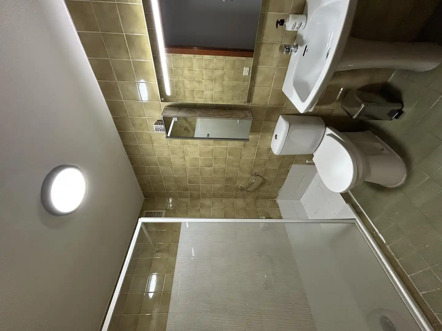 Habitación en Carrer del Mestre Sosa, 22, Arrancapins Baño de Piso para compartir en Valencia con Aire acondicionado, Calefacción y Amueblado