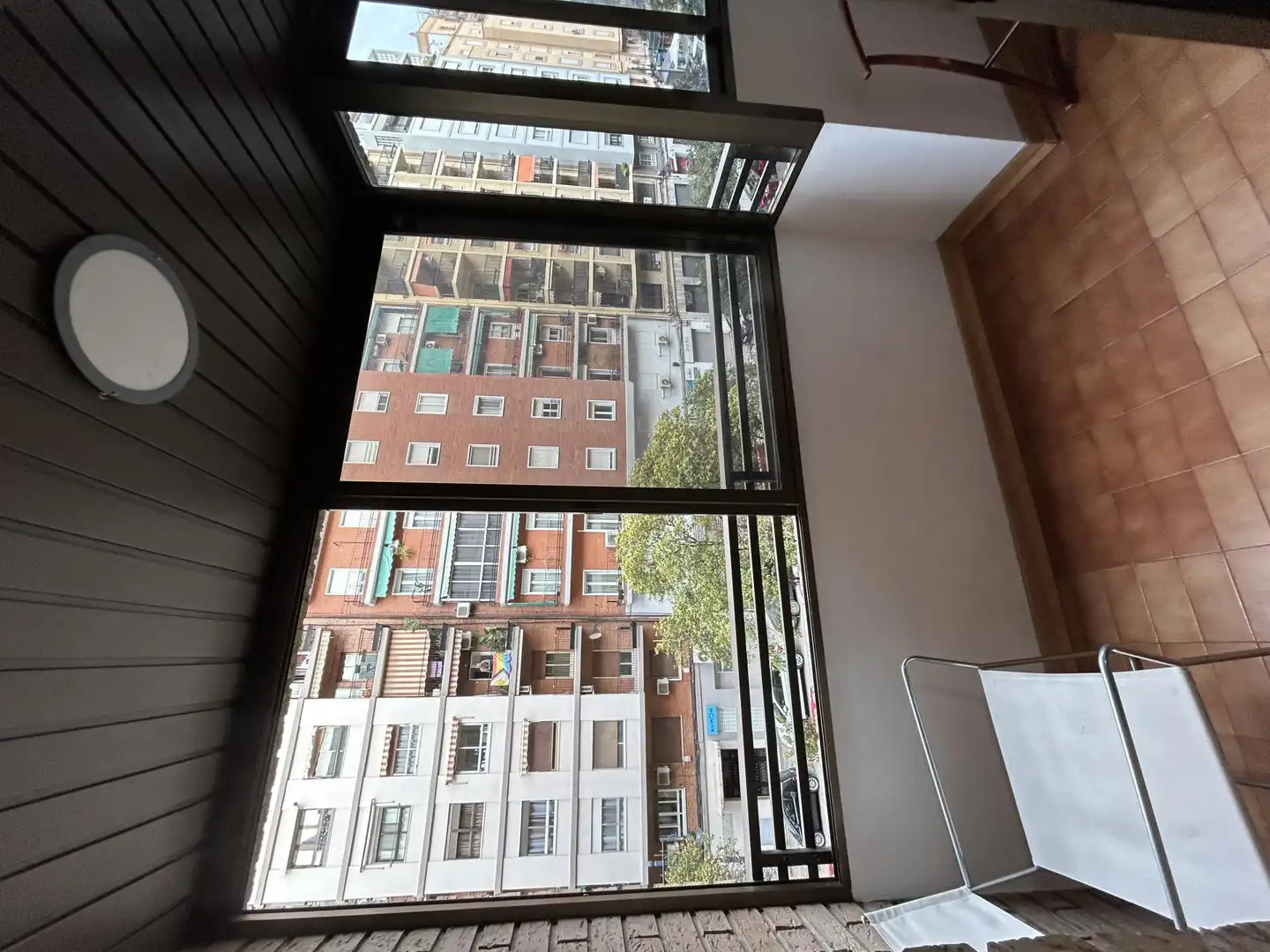 Habitación en Carrer del Mestre Sosa, 22, Arrancapins Terraza de Piso para compartir en Valencia con Aire acondicionado, Calefacción y Amueblado