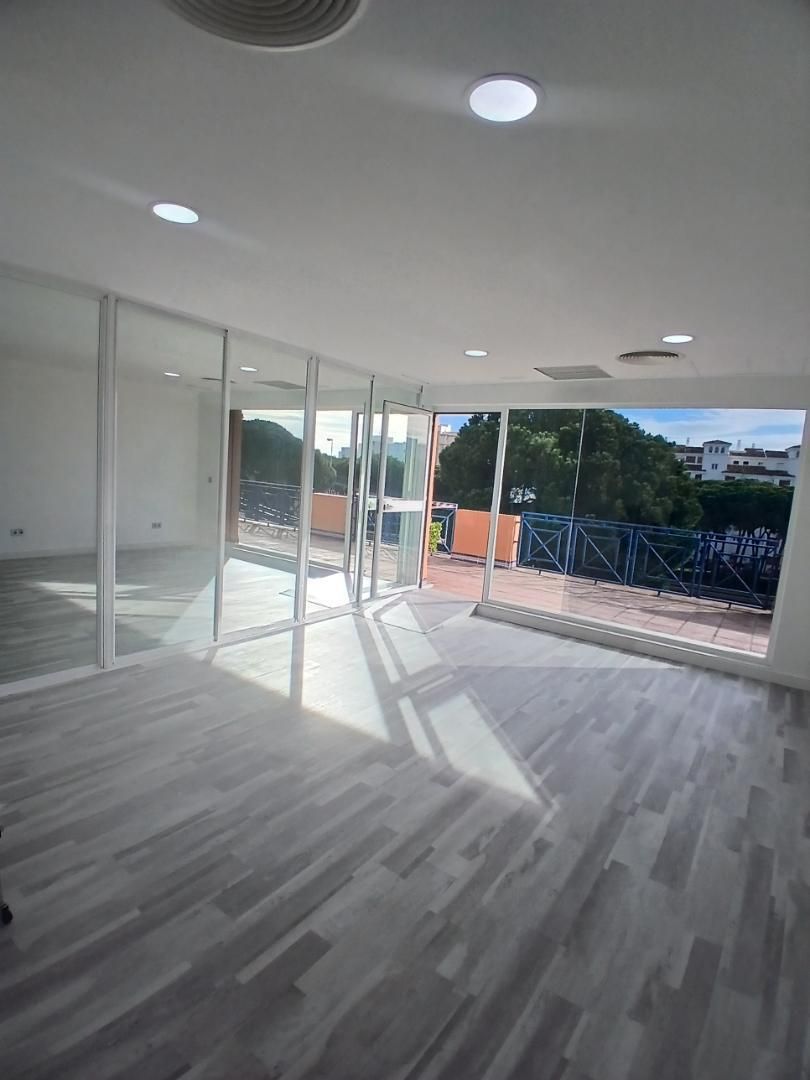 Local de lloguer en Mijas amb Aire condicionat