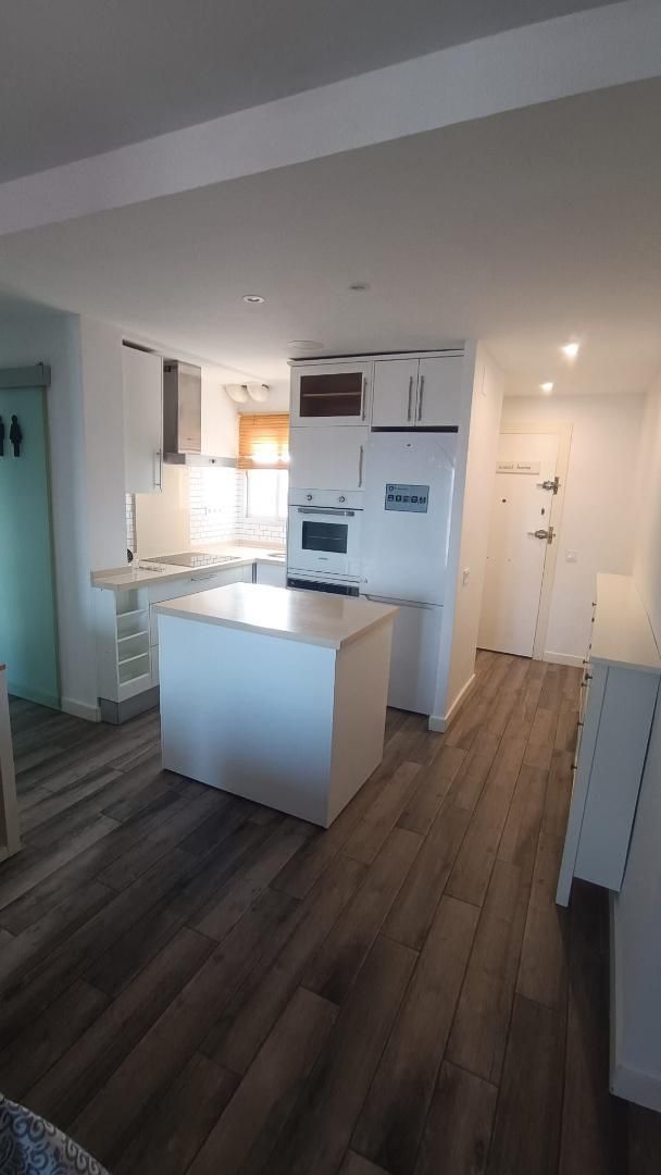 Kitchen of Flat to rent in Dos Hermanas  with Air Conditioner, Heating and Furnished