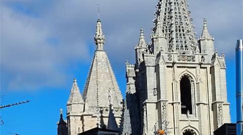 Photo 3 of Flat for sale in Calle Escalerilla, 4, Casco Antiguo, León Capital