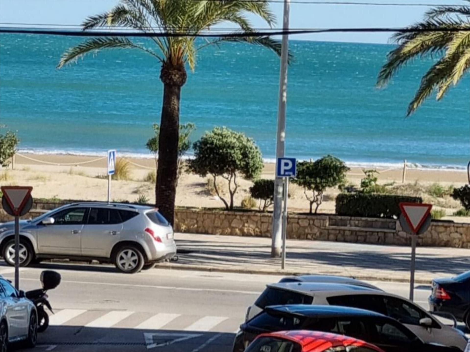 Vista exterior de Piso en venta en Sagunto / Sagunt con Terraza y Balcón