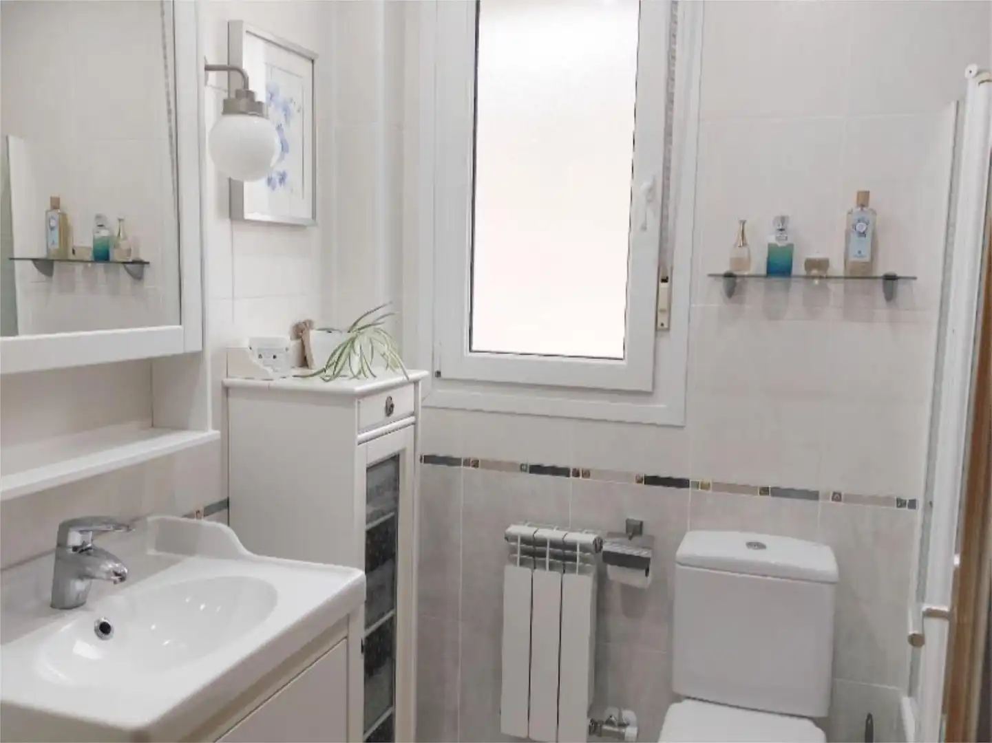 Flat for sale in Mendaro Bathroom of Flat for sale in Mendaro