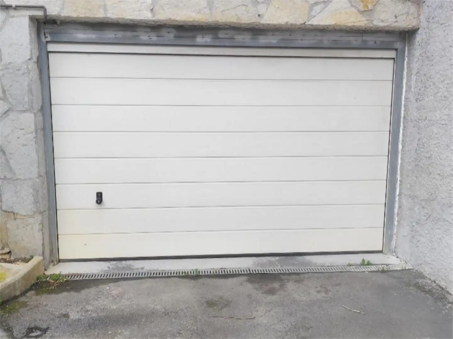 Flat for sale in Mendaro Parking of Flat for sale in Mendaro