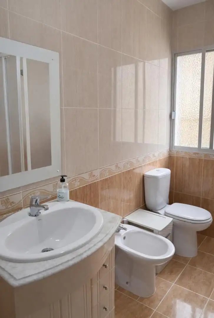 Casa o chalet en venta en Montroi / Montroy Baño de Casa o chalet en venta en Montroi / Montroy con Terraza y Piscina