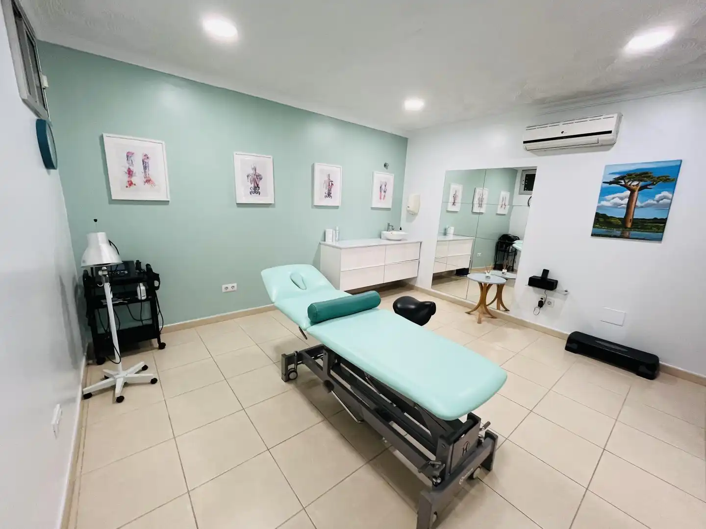 Habitación de Local en venta en San Bartolomé de Tirajana con Aire acondicionado