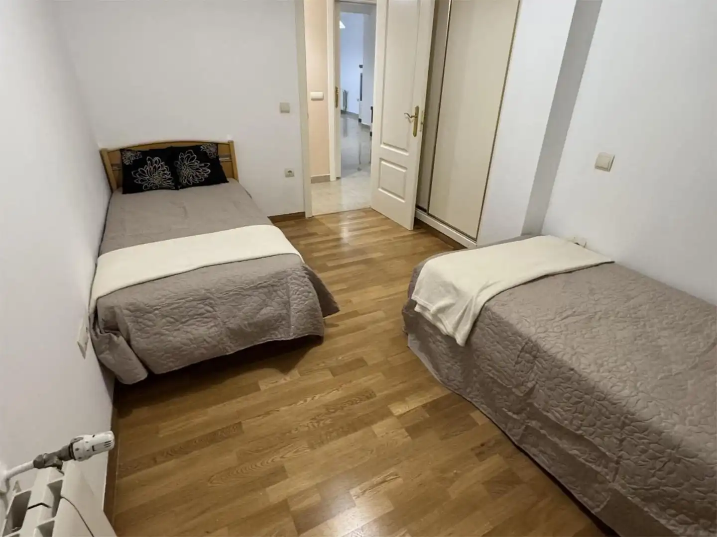 Pis de lloguer a Calle Alcoholera, 7, El Espinar pueblo Dormitori de Pis de lloguer en El Espinar amb Calefacció, Terrassa i Moblat
