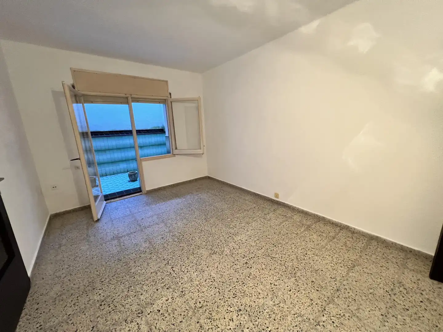Habitación de Piso en venta en Vilanova i la Geltrú con Amueblado