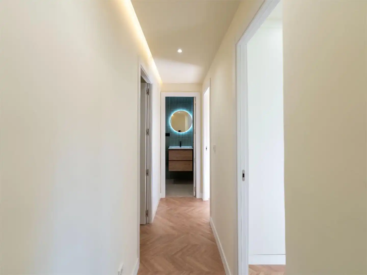 Piso en venta en Calle de Mauricio Ravel, 3, Castilla Piso en venta en Madrid Capital con Aire acondicionado