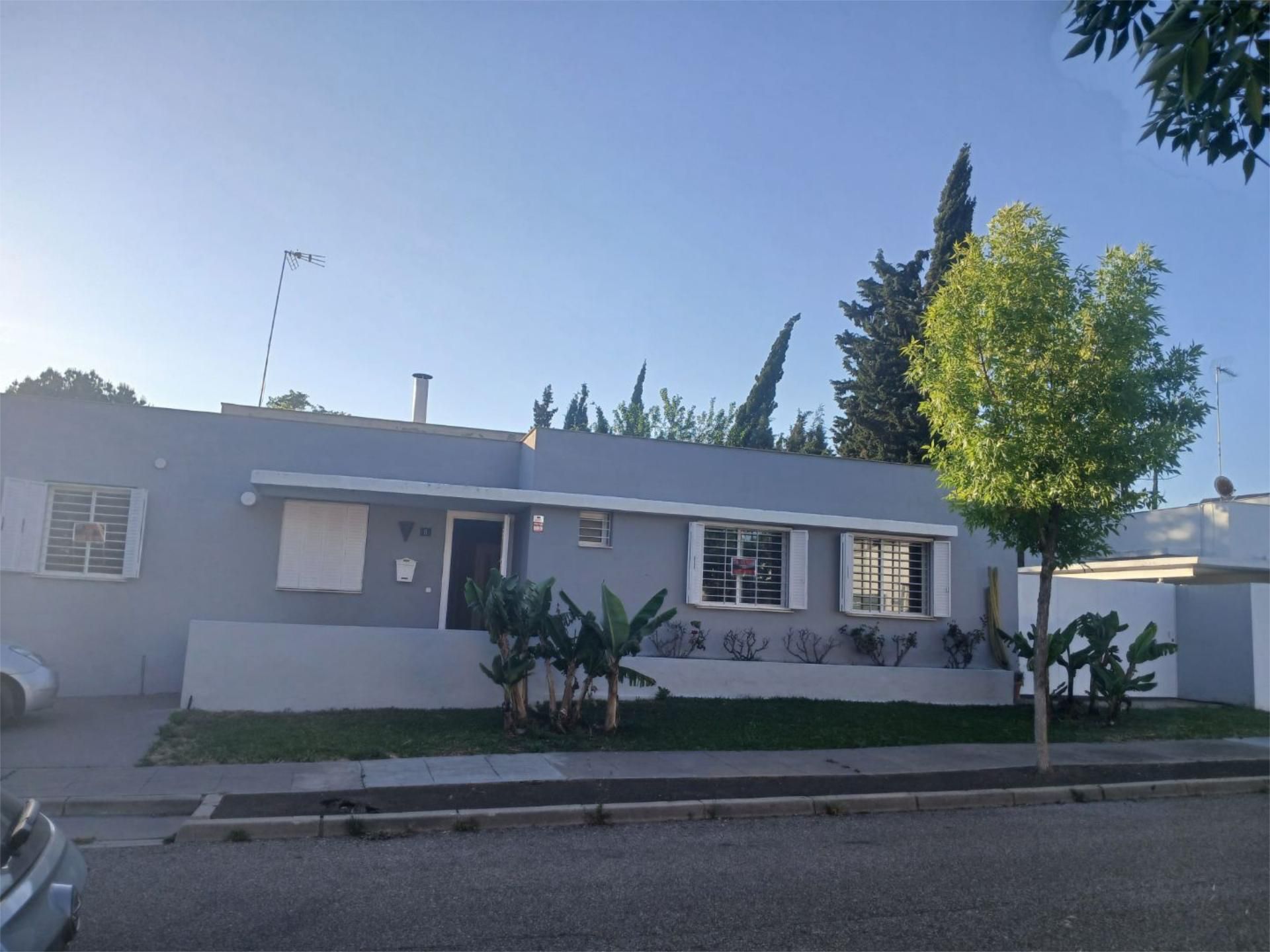 Casa o xalet en venda a Calle Fresno, 8, Almensilla Vista exterior de Casa o xalet en venda en Almensilla amb Aire condicionat, Terrassa i Piscina