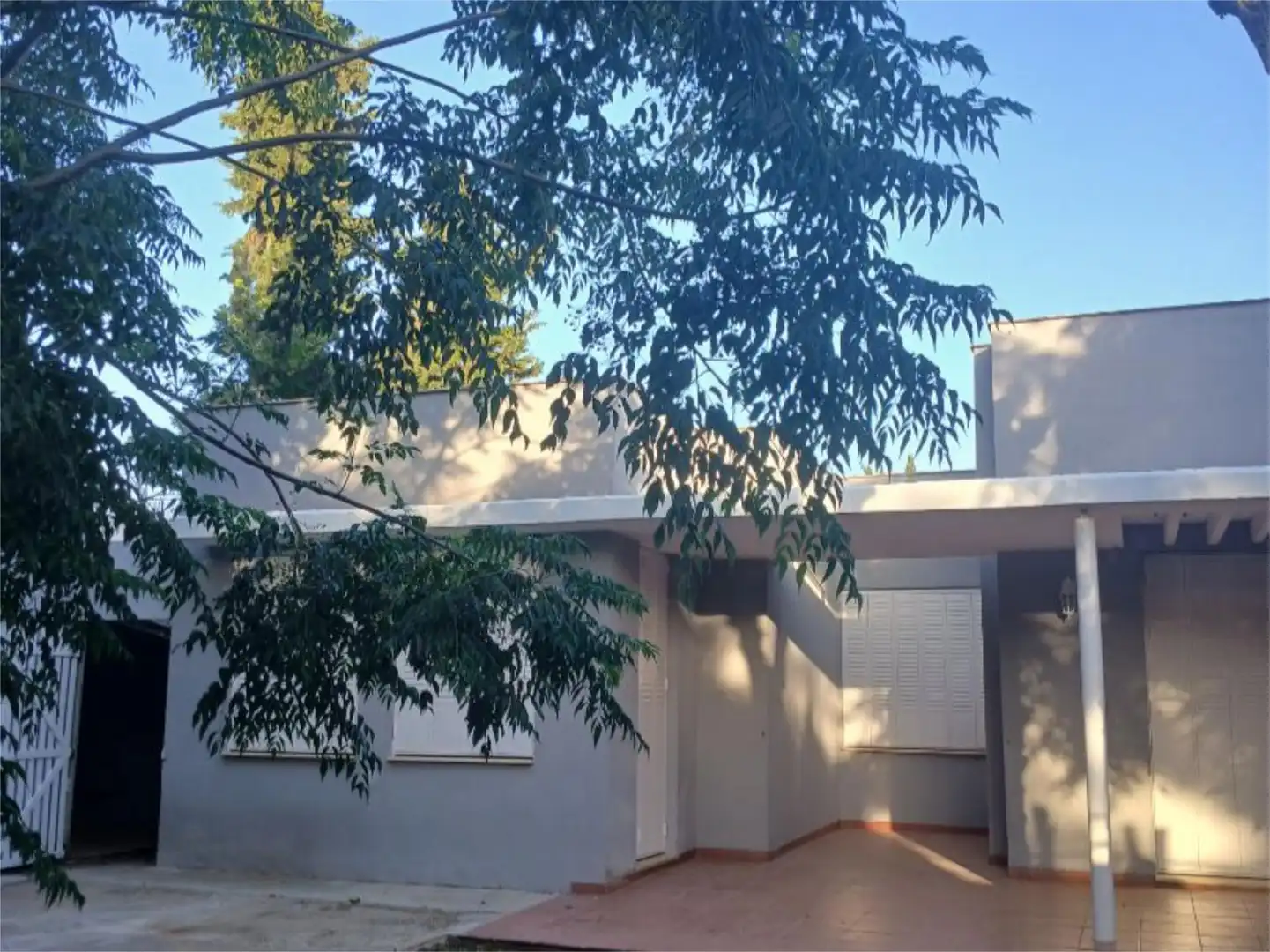 Flat for sale in Calle Fresno, 8, Almensilla Exterior view of Flat for sale in Almensilla with Air Conditioner, Private garden and Terrace