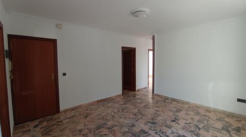 Foto 3 de Pis de lloguer a Calle Valle Inclán, 1, La Algaba, Sevilla