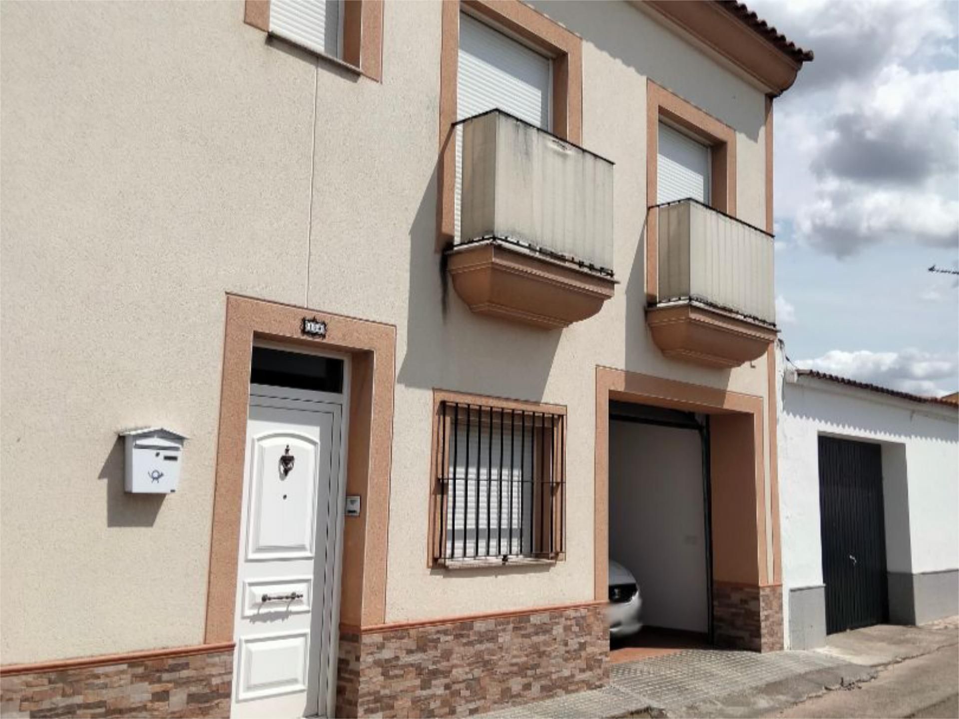 Exterior view of House or chalet for sale in Valdelacalzada  with Terrace and Balcony